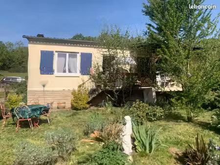 maison et gîte dans un endroit préservé(baisse de prix)