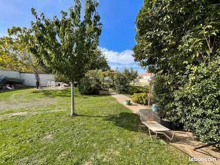 terrain 824 m² marans