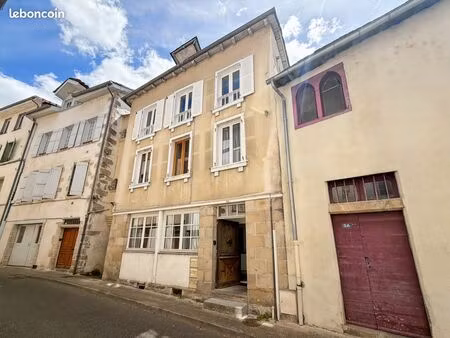 immeuble 6 pièces 116 m²
