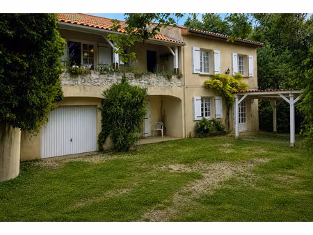 maison 7 pièces - 190 m²