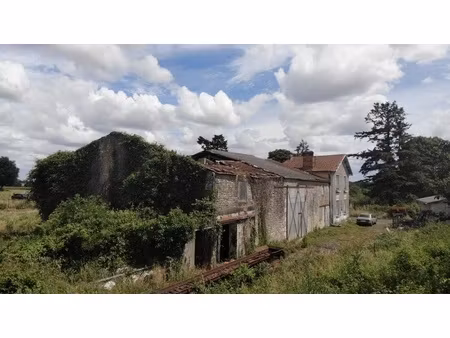 maison 4 pièces - 500 m²