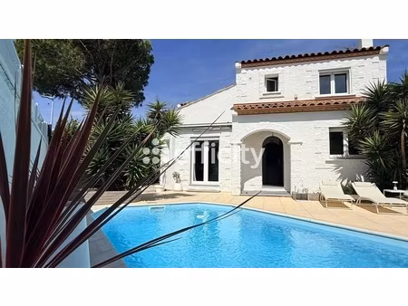maison 7 pièces - 155 m²
