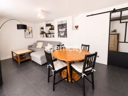 maison 6 pièces - 153 m²