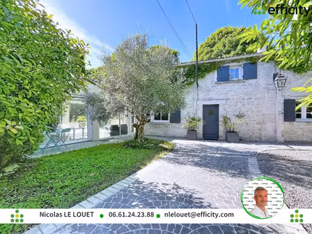 maison 7 pièces - 252 m²