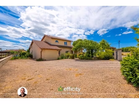 maison 8 pièces - 158 m²