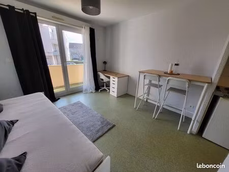 studio meublé avec parking sous-sol