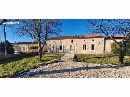 longère 4 pièces 165 m²