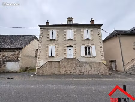 immeuble 6 pièces 112 m²