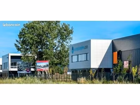 local bureaux 1 971 m²