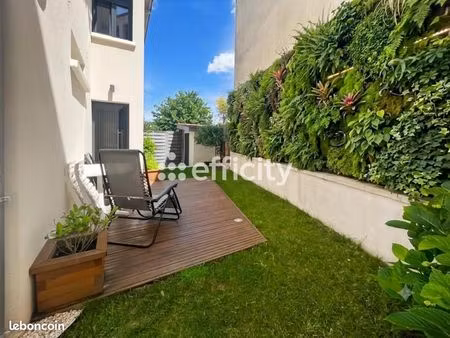 maison 7 pièces 150 m²