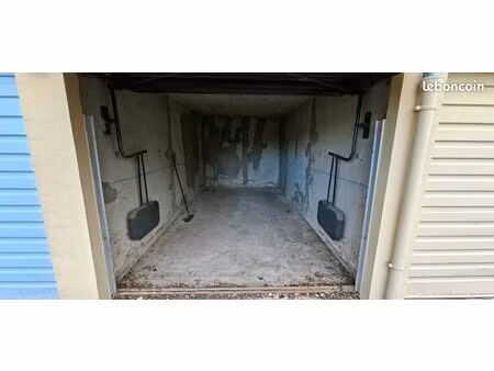 garage 12 m²