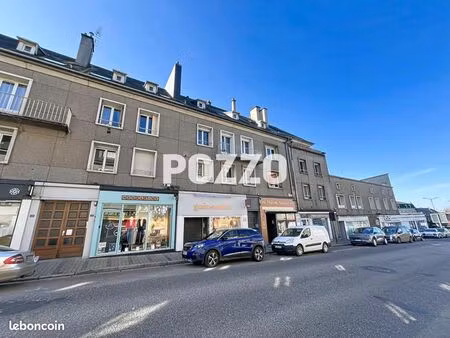 local commercial 83 m²