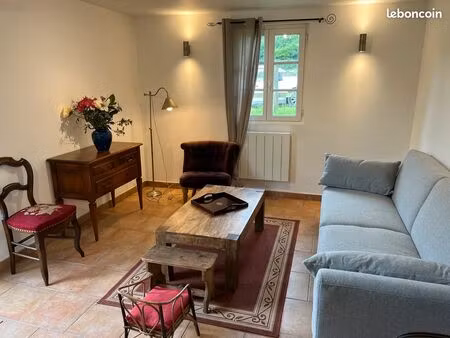 maison meublée à louer à l'année  campagne  10min du centre-ville de lisieux