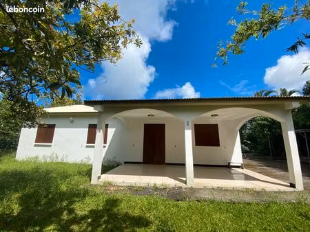 maison à louer de 103 m2 sur le secteur de bras panon 97412