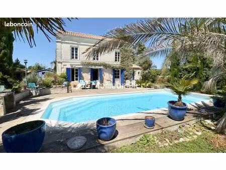 maison 6 pièces 174 m²