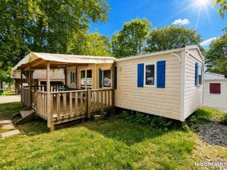 mobil-home à moins de 100 m du bord du lac