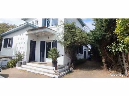 villa d'architecte de 1955 à 1800m de la plage