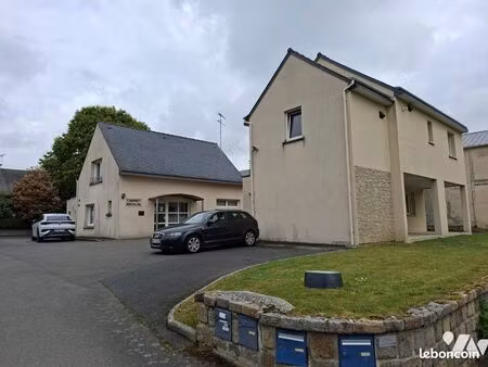 immeuble 180 m² chatelaudren