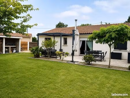 à vendre – spacieuse maison familiale de 140 m² sur terrain arboré de 2 500 m²