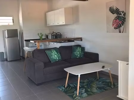 t2 bis meublé avec mezzanine – résidence calme et sécurisée – cayenne (saint-antoine)
