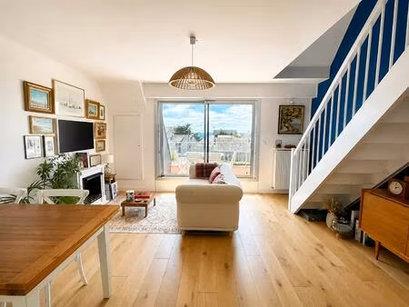 duplex raffiné entre plage et coeur de ville