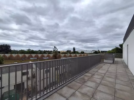 location appartement 4 pièces 95 m² à villenave-d’ornon (33140)