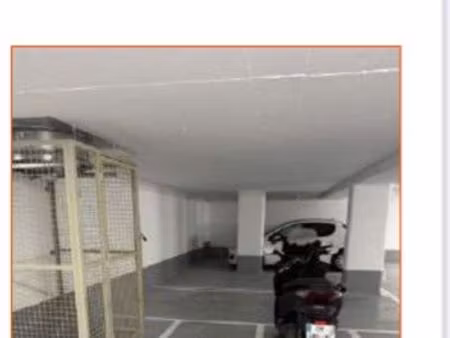 parking moto boulevard gambetta  proche porte de versailles