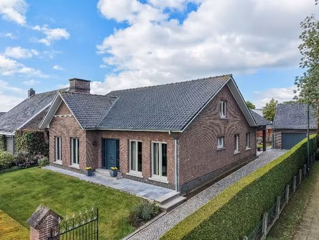 karaktervolle  perfect onderhouden woning in aalter