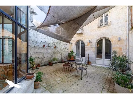vente maison 6 pièces 209 m² angoulême (16000)