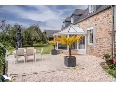 maison en pierre de 6 pièces principales