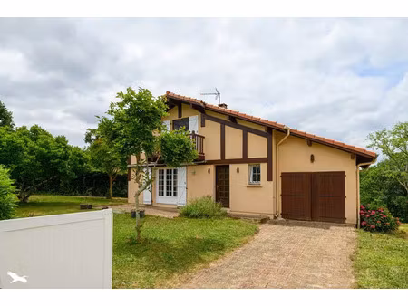 vente maison 3 pièces 96 m² hagetmau (40700)