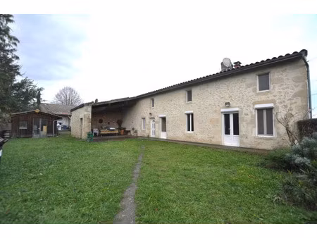 location maison 7 pièces 169 m² à illats (33720)