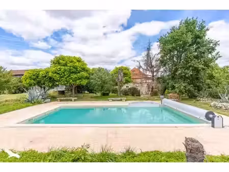 maison en pierre de 5 pièces principales