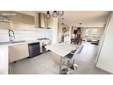 maison 5 pièces 85 m²