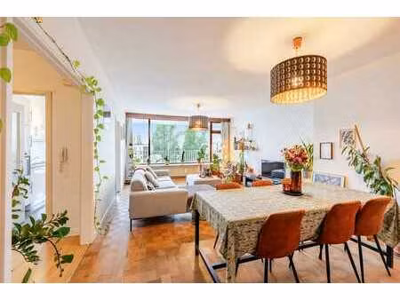 superbe appartement de 2 chambres  prêt à emménager