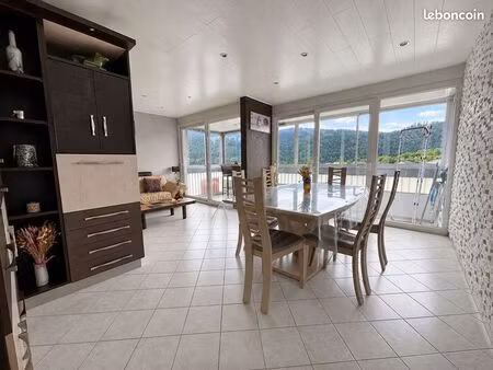appartement 3 pièces 69 m²