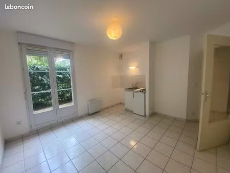 studio à louer maintenon centre