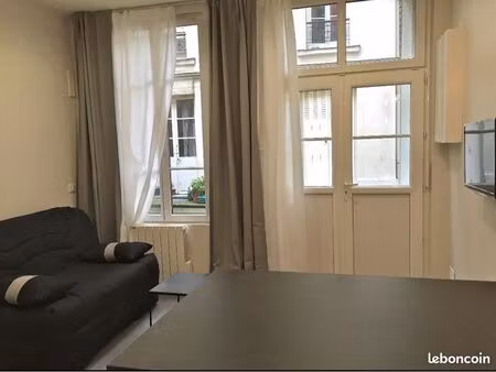 description : « comme une maison »… studio meublé de 18m2  parfait état  à louer