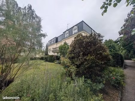 appartement standing adamville