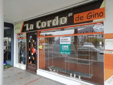 local commercial à louer
