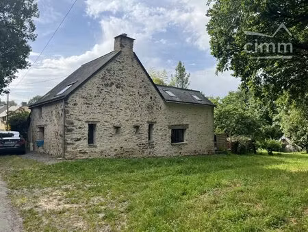 maison avec une vue panoramique sur la rivière