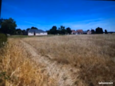 magnifique terrain à breteuil 1800 m2 constructible