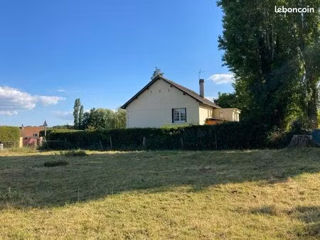 terrain à bâtir avec herbage chevaux