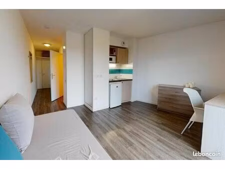 studio 1 pièce 18 m²