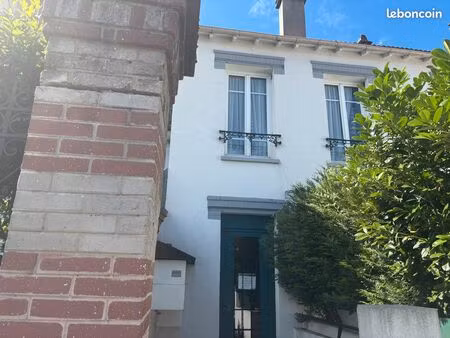 studio 21m2 maisons-alfort loué 700/mois