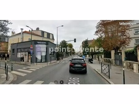 boulangerie/pâtisserie 125 m²