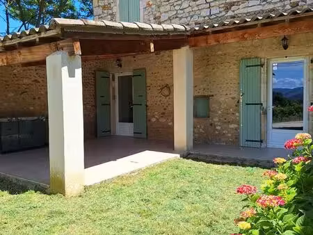maison meublée à la campagne