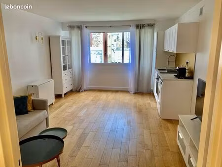 location studio meublé 30 m2 neuilly sur seine