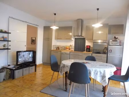 studio meublé de 31 m² avec loggia et parking
