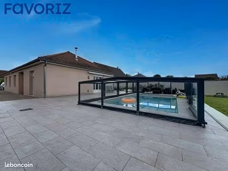 maison 7 pièces 142 m²